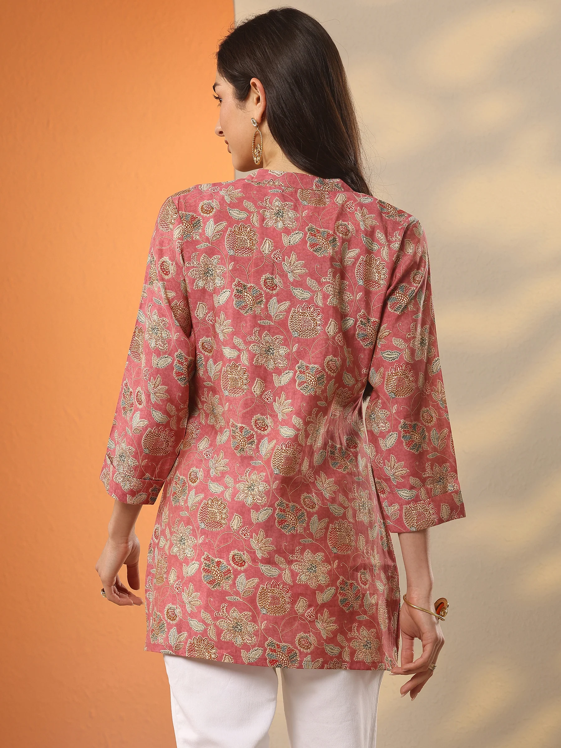 Pink Printed Silk Blend Straight Short Kurti - Image 3