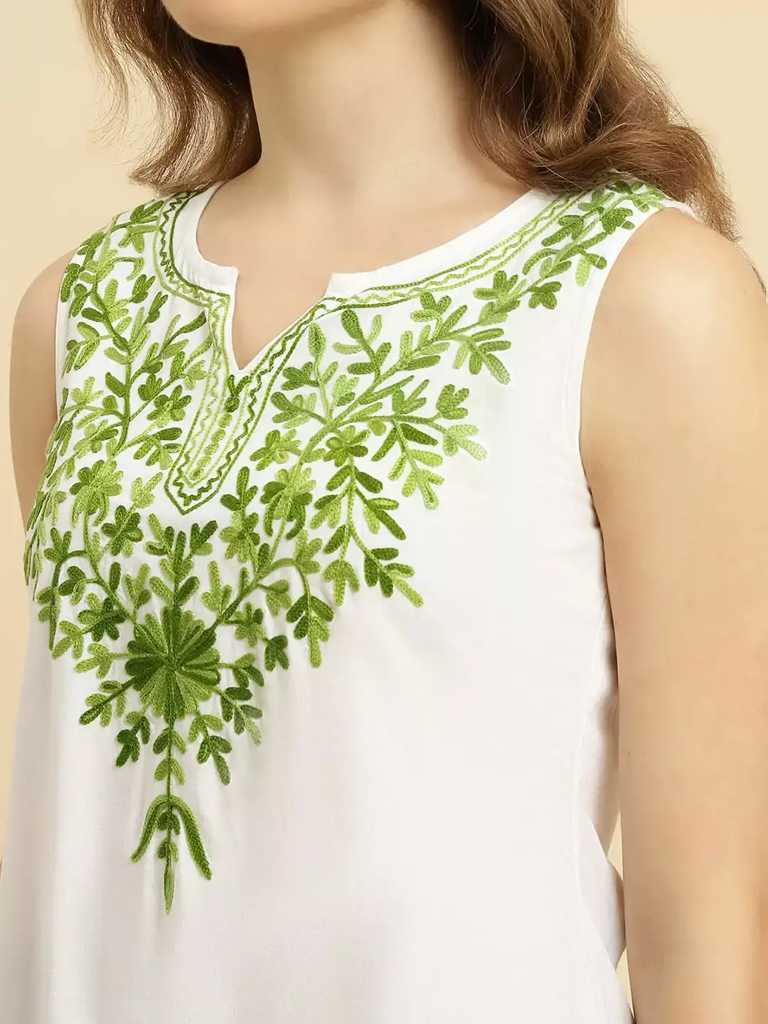 White Sleeveless Short Kurti - Image 7